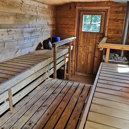 Villa Skitunaes Pyhtaa エクステリア 写真