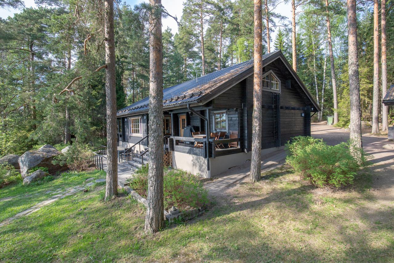 Villa Skitunaes Pyhtaa エクステリア 写真