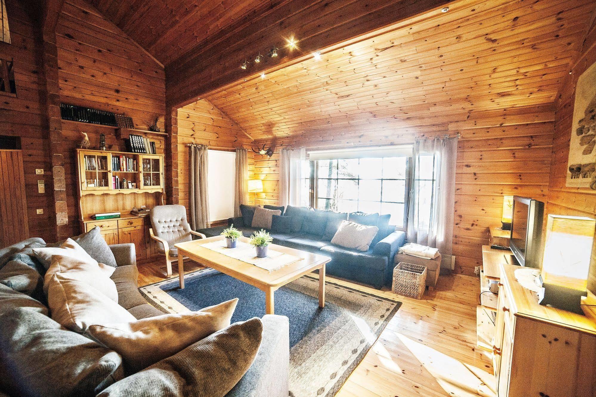 Villa Skitunaes Pyhtaa エクステリア 写真